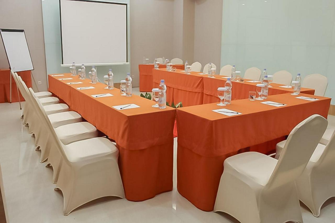 Padangsidimpuan Hotel Mutiara Mitra Reddoorz מראה חיצוני תמונה