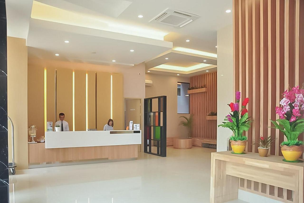 Padangsidimpuan Hotel Mutiara Mitra Reddoorz מראה חיצוני תמונה